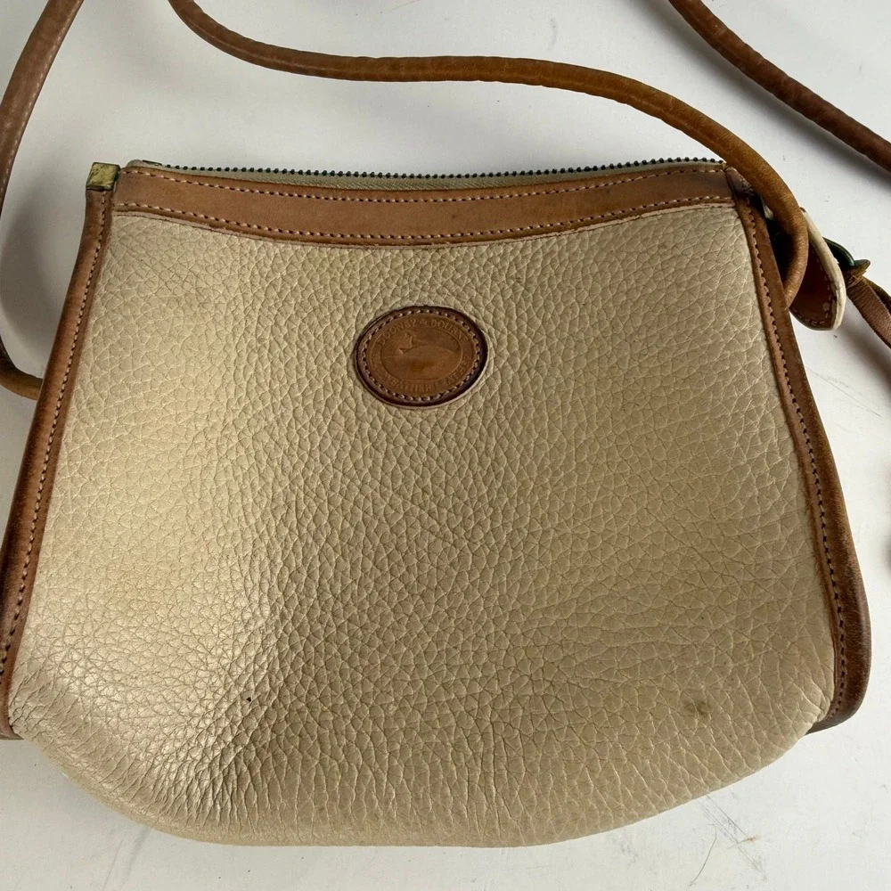 Vintage Dooney & Bourke Off White Tan AWL Leather Crossbody Bag Duck Fob